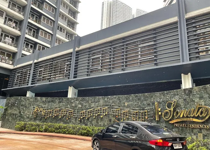 Apartment Luxury Suite Next To Shangrila And Westin Hotels Manila